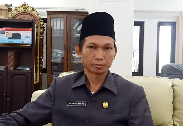 0402-Patih-Herman-AB