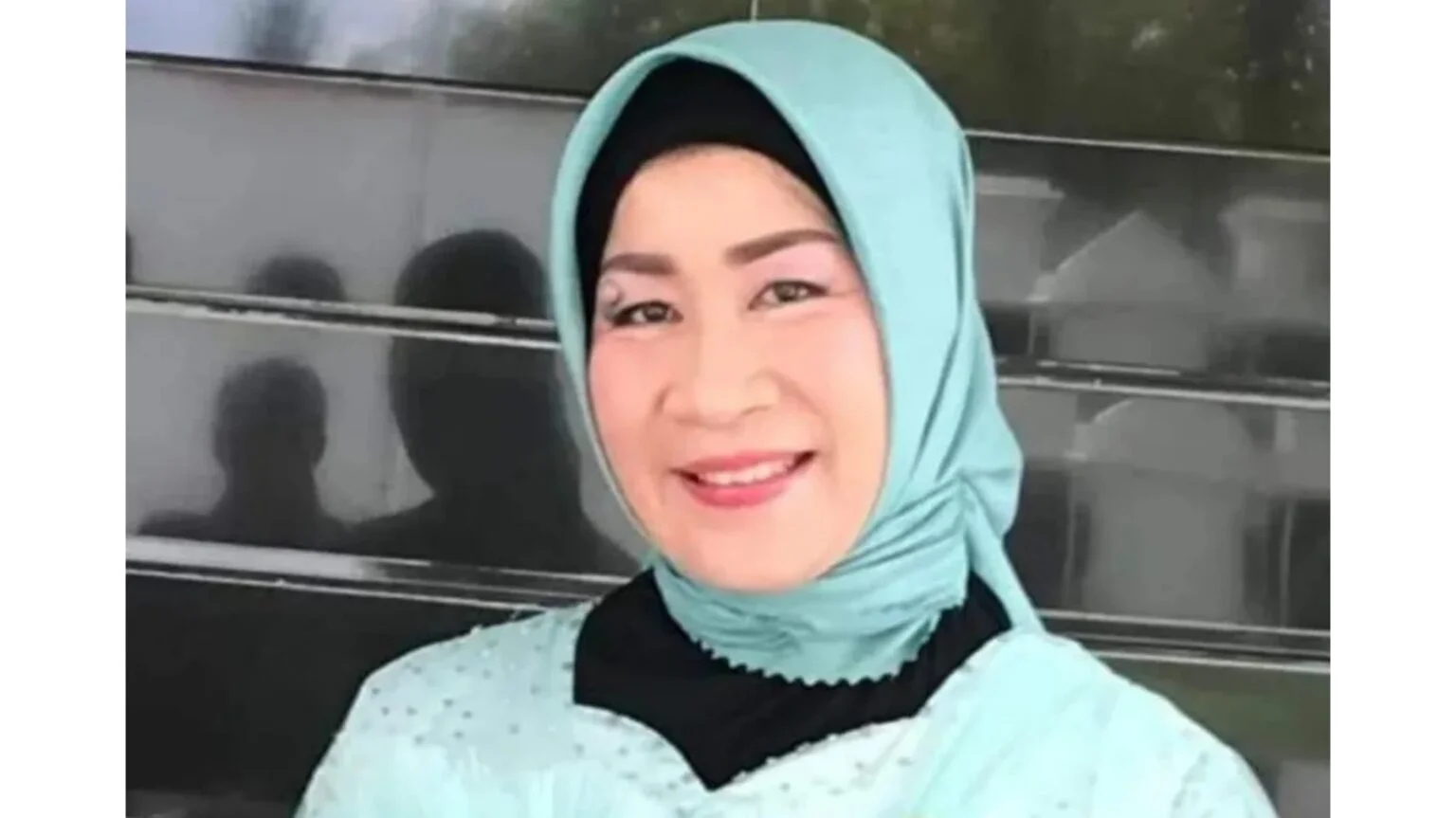 Hj-Nety-Herawati2-1536x863