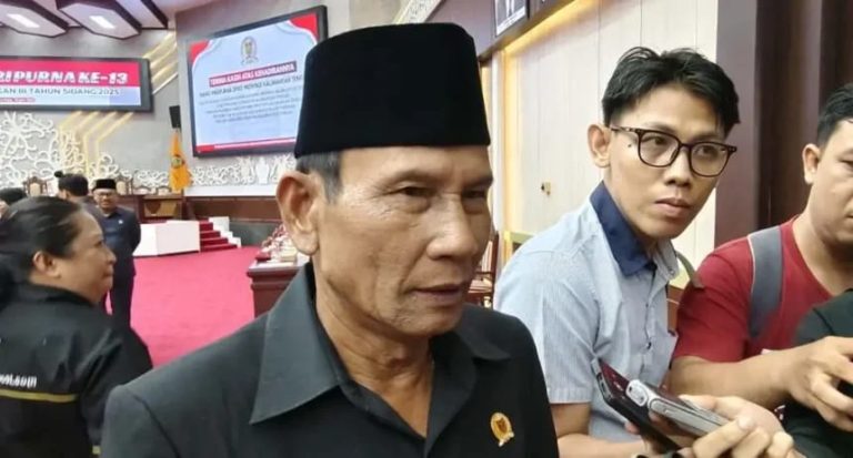 DPRD Kalteng__Arton S Dohong 1