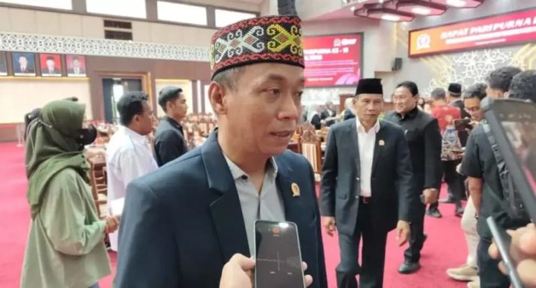 DPRD Kalteng__Bambang Irawan 1