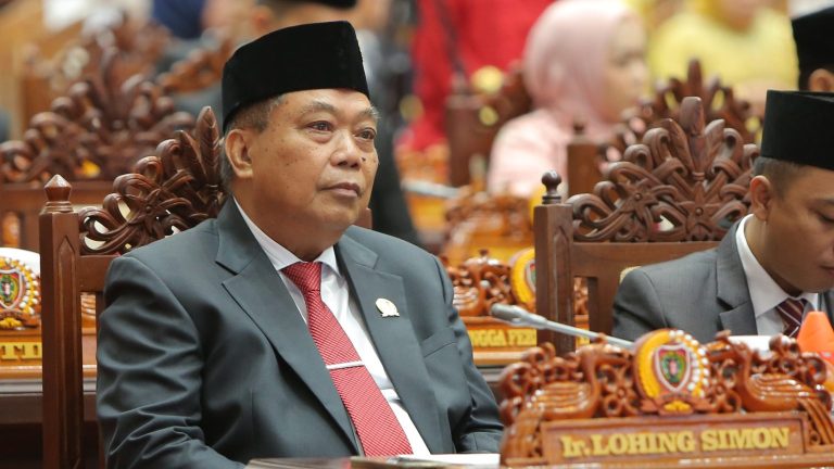 DPRD Kalteng__Lohing Simon 1